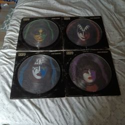Kizz 4 Vinyl Record Set