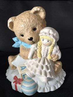 Musical Teddy Bear figurine