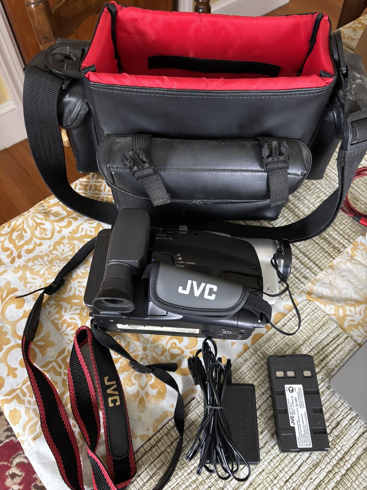 JVC SXM Camcorder VHS-super VHS Works Great