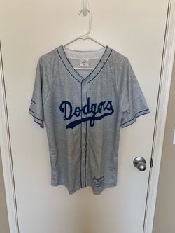 Jackie Robinson Dodgers 42 BOA Gray Jersey Men Size Medium. Good Condition.