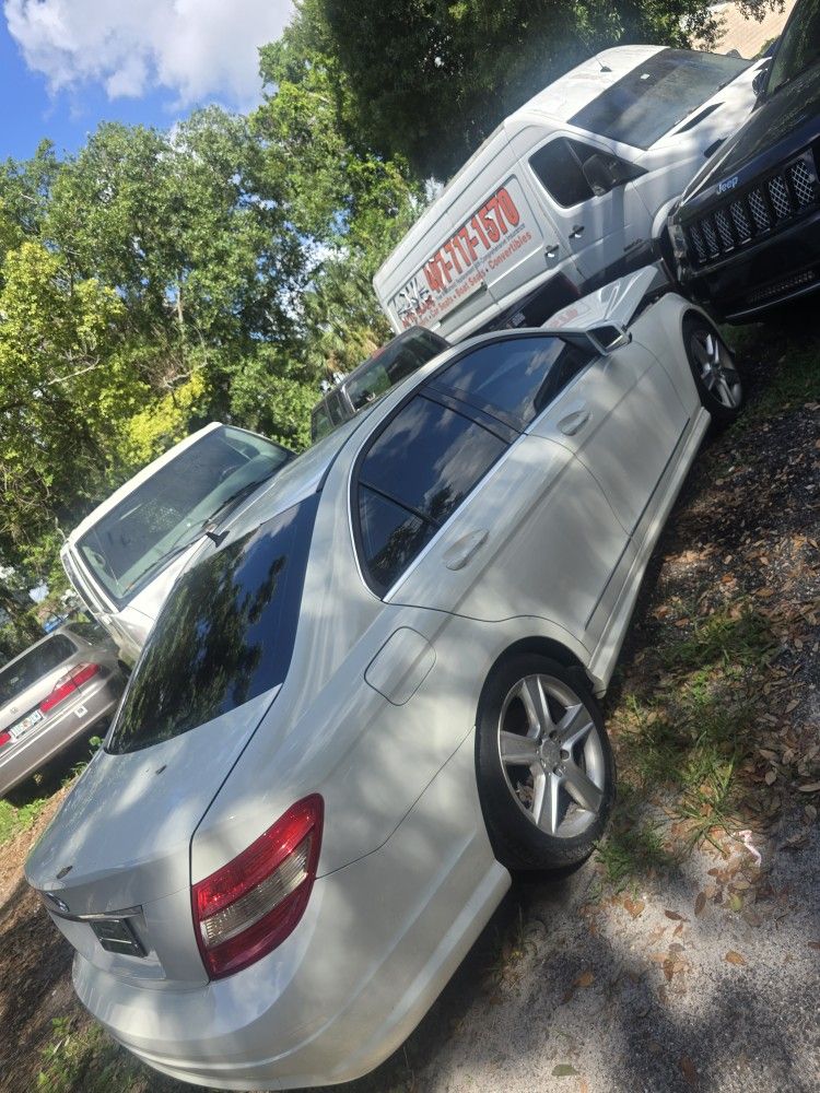 2010 Mercedes-Benz C-Class