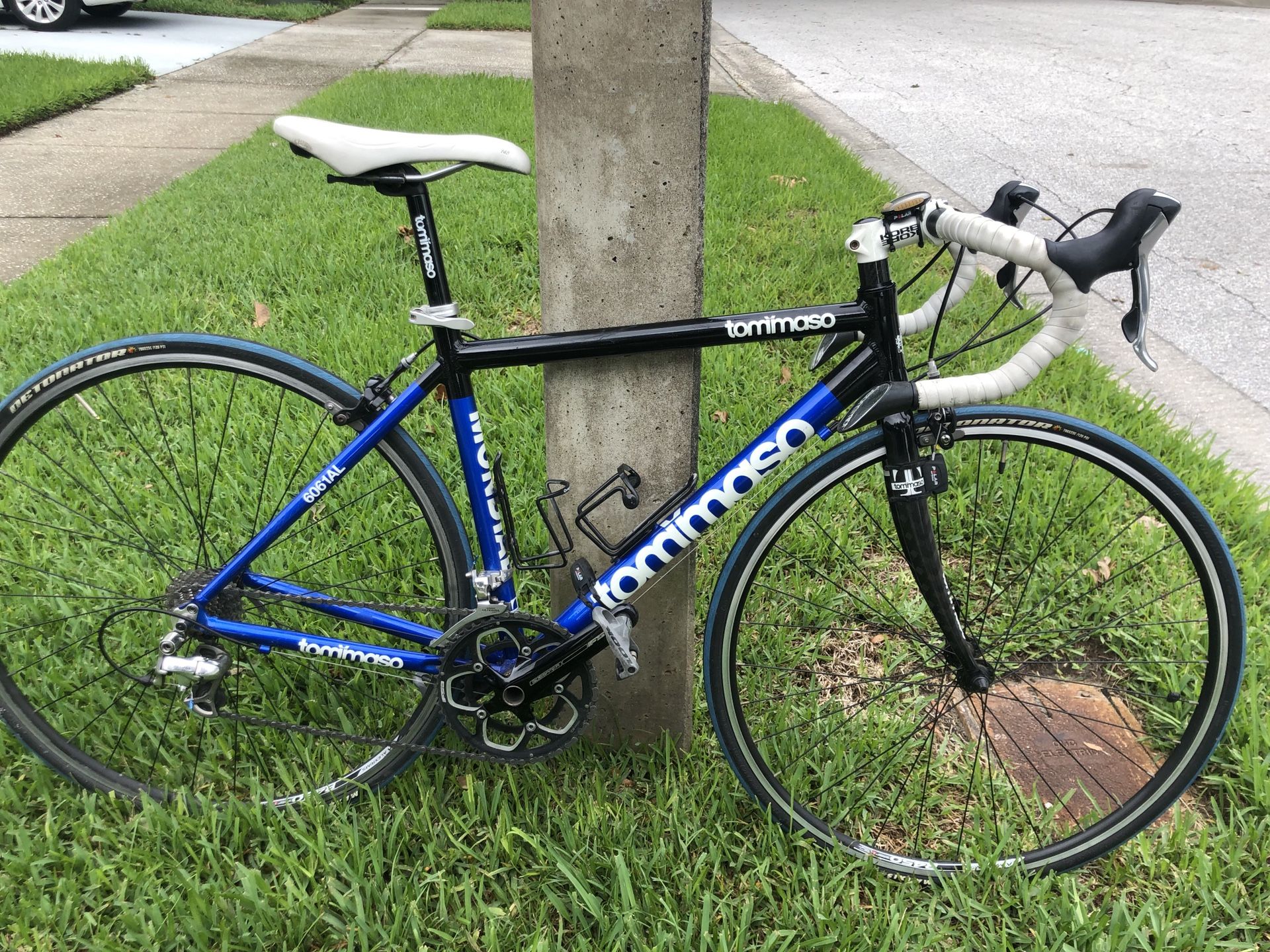 Tomasso racing bike