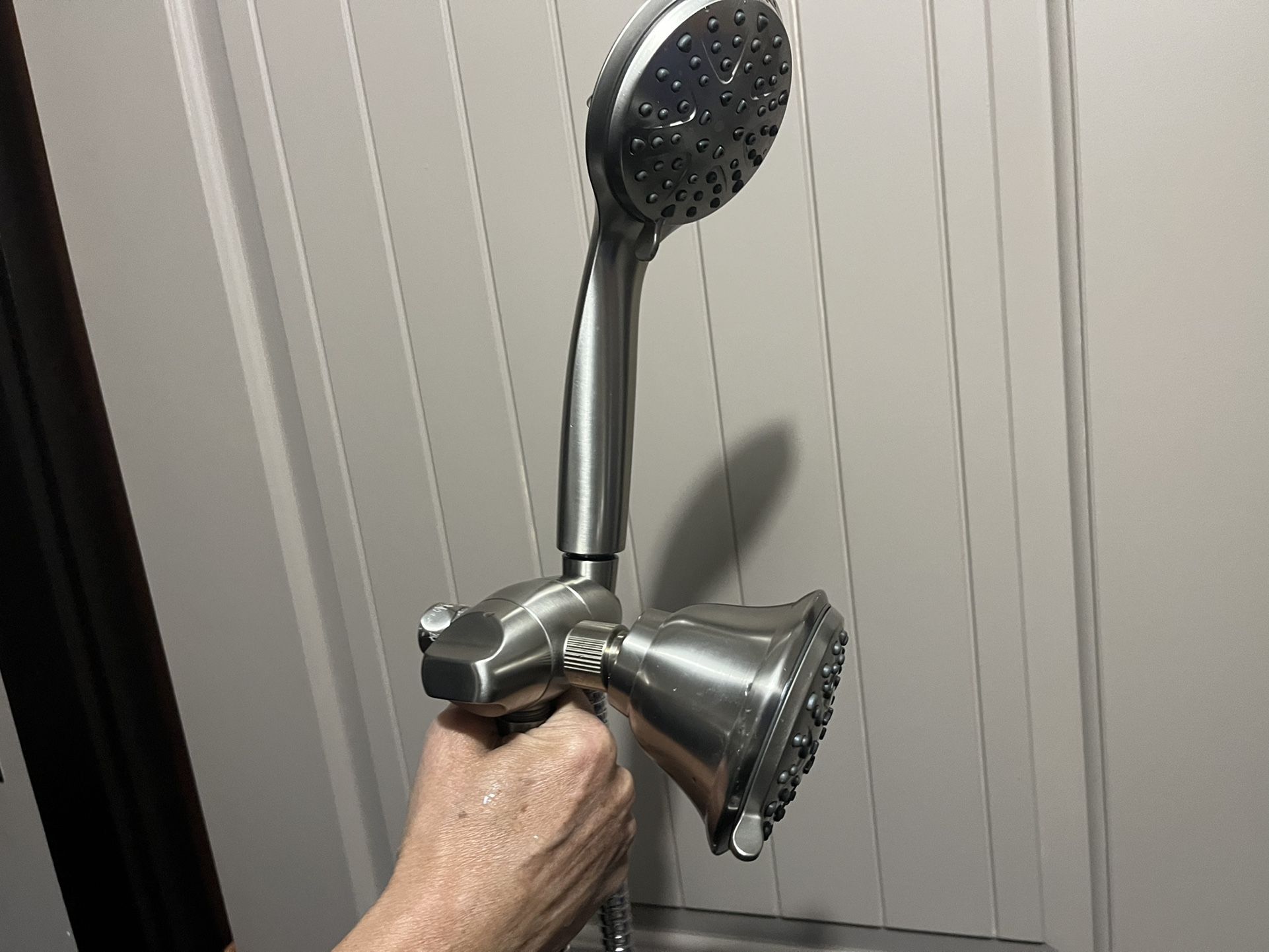 Dual Shower Head With Wand