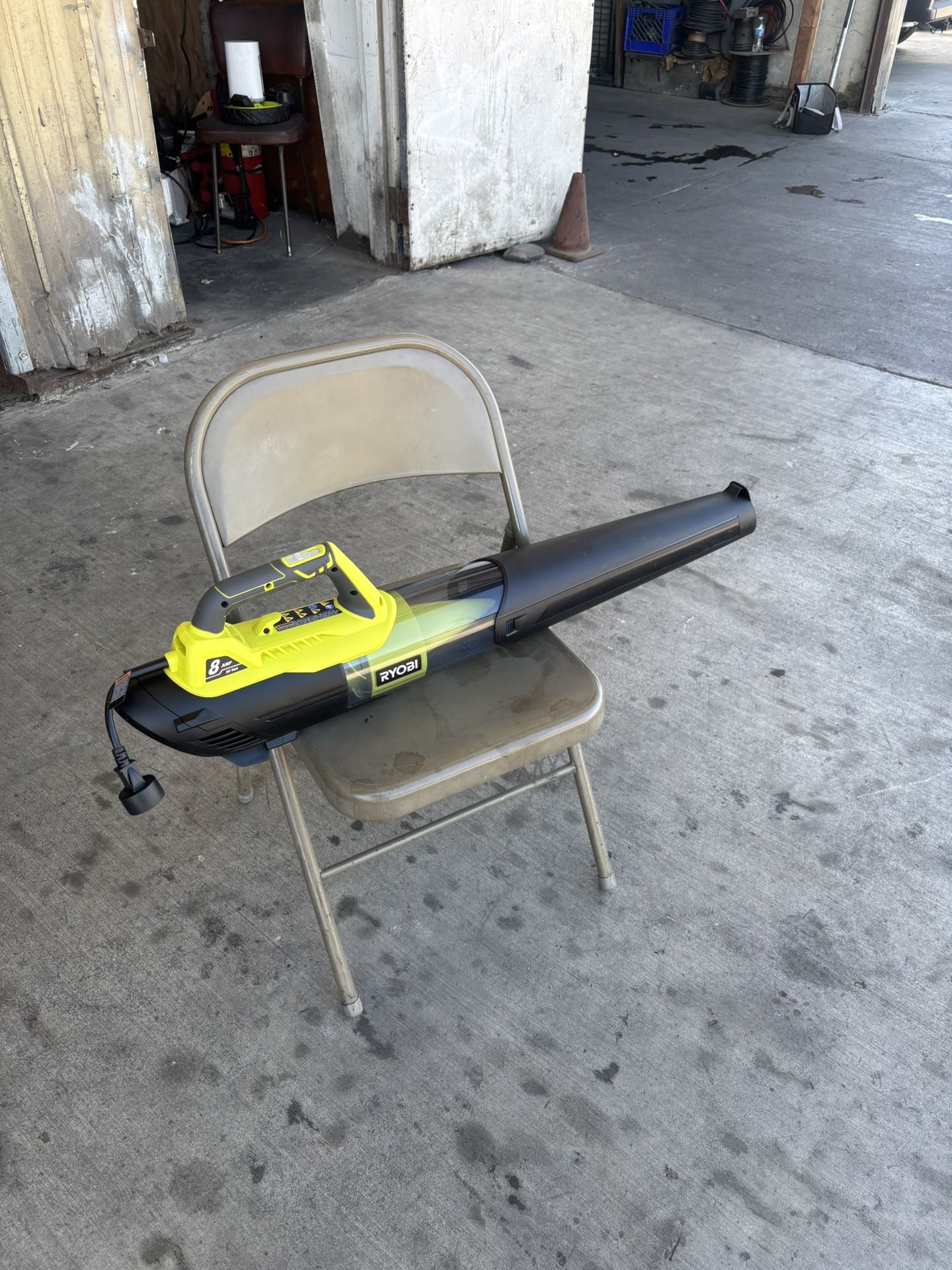 RYOBI 135 MPH 440 CFM 8 Amp Corded Electric Jet Fan Leaf Blower