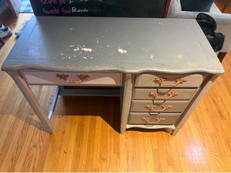 Free Solid Wood Project Desk