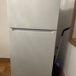 Fridge For Sale 7inc!