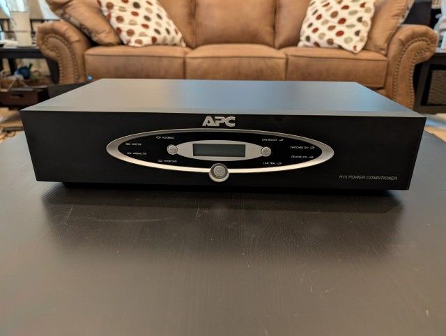 APC H15 Power Conditioner and Surge Protector 120V H15BLK