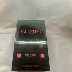 Valentino Born In Roma Intense 