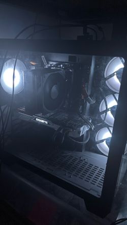 Mediocre gaming PC. Good for 240fps 1080p gaming.