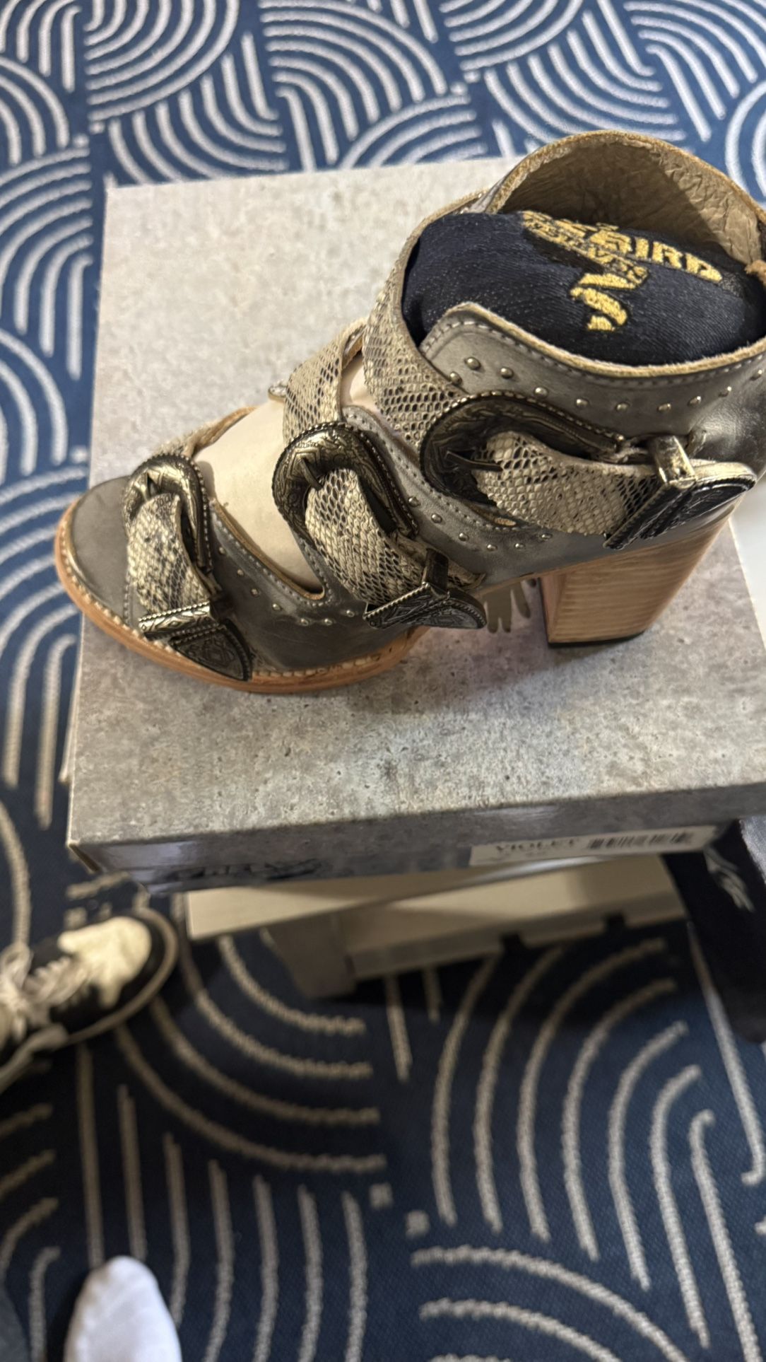 Freebies Women shoe