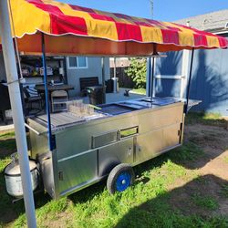 HOT DOG / HAMBURGER CART.