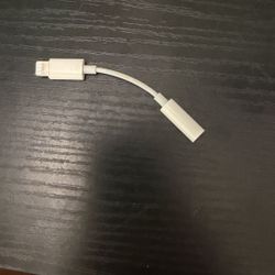 Lighting to 3.5mm adapter