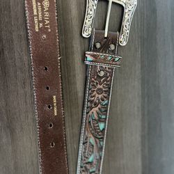 ARIAT WOMEN'S TURQUOISE INLAY FLORAL TOOLED BELT