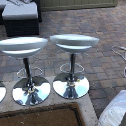 One white barstool