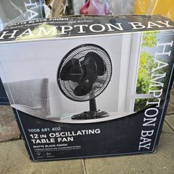 12" 3 Speed Oscillating Personal Desk Fan
