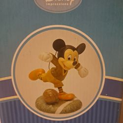 Disney Mickey big shot collectible