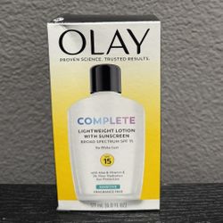 Olay Complete Lightweight Moisturizer Lotion With Sunscreen