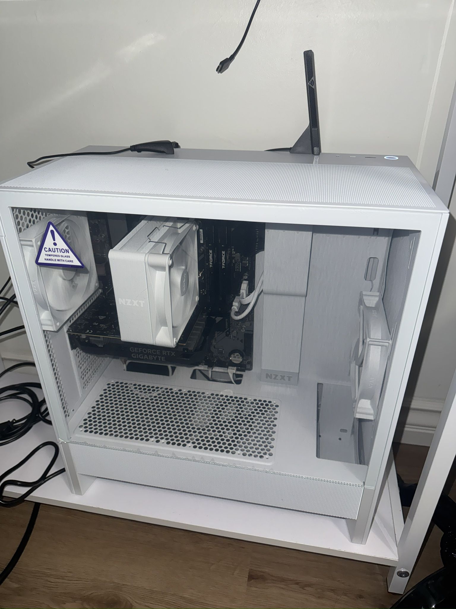 Nzxt Gaming PC! Comes With Ducky Keyboard & Logitech Mouse $620! LIKE NEW