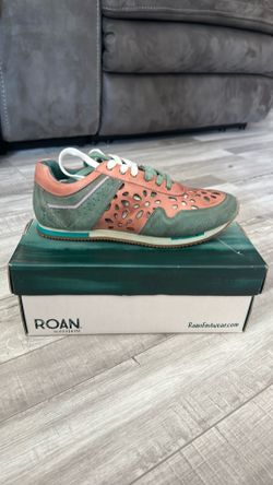 Roan by bed Stu Deliberate Stellar size 11