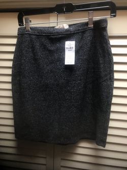 Hollister Medium women’s grey skirt NEW
