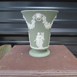 Vintage Wedgewood Jasperware Trumpet Vase w/ Greek Figures & Lion Motiffs