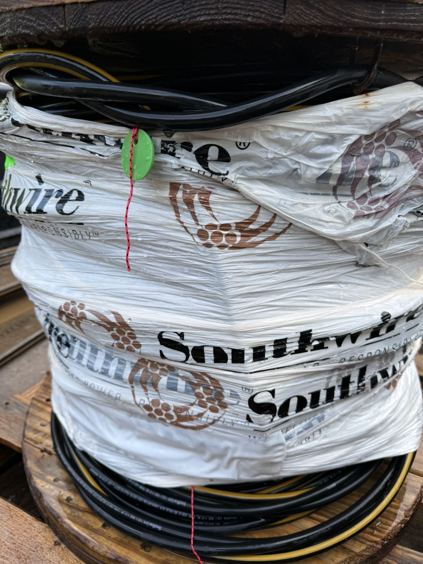 Southwire 500-ft CONVERSE 2/0-2/0-1 Stranded Aluminum URD By-the-rol