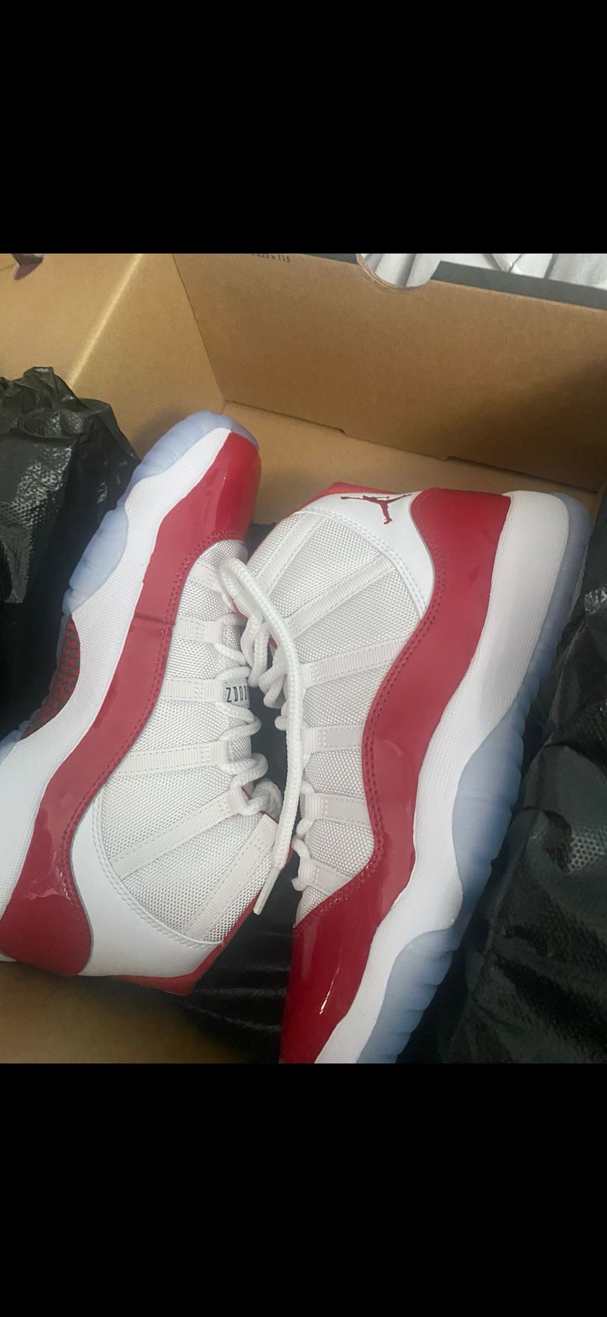 Air Jordan Retro 11 - Cherry ( Size 6.5 W )