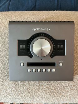 Universal Audio Apollo Twin X - Interface w/ software package