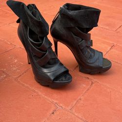 Black Boots