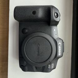 Canon R5 Mint Condition
