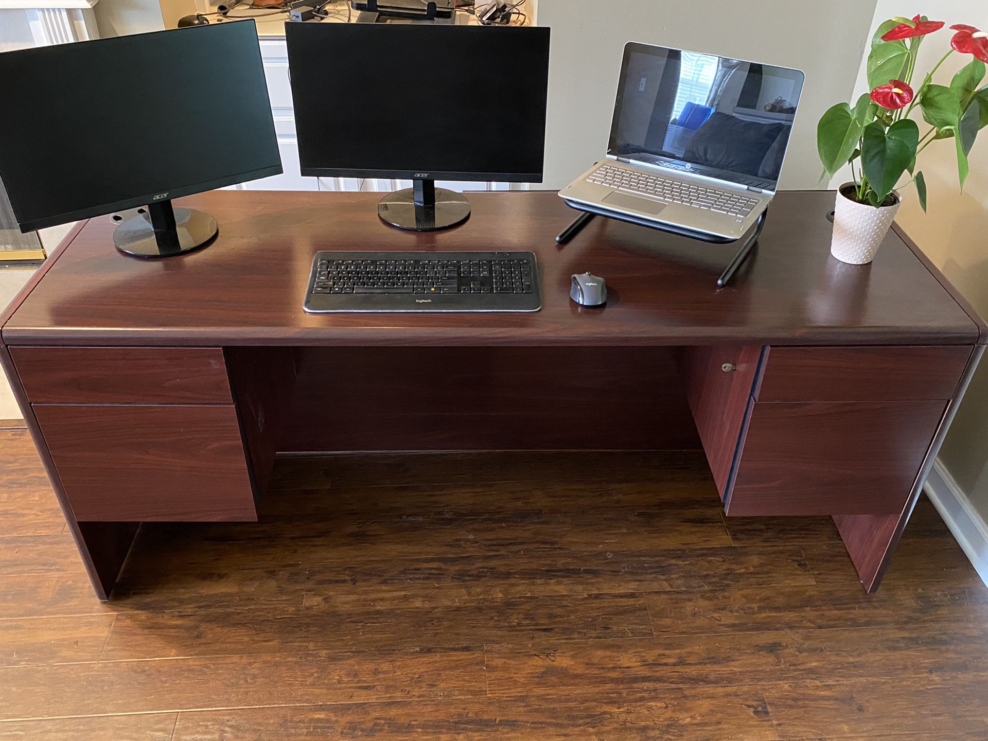 Office Desk with locking drawers, 24” deep - SHARP!