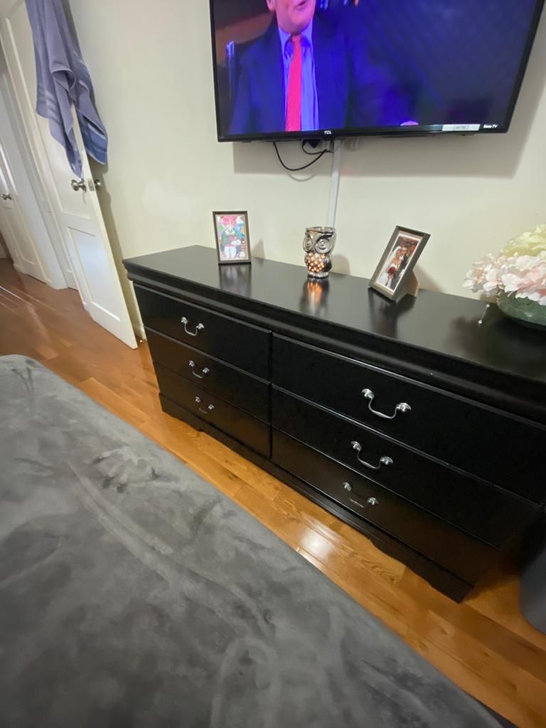 Dresser