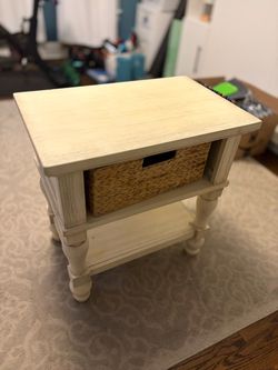 Wood End Table or Night Stand