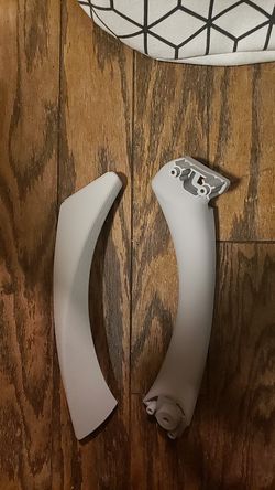 BMW 2006-2011 left rear door handle