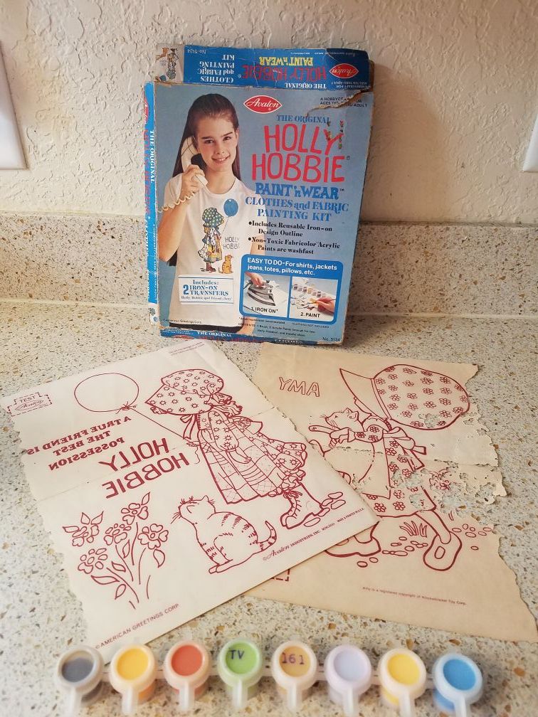 Vintage Holly Hobbie painting wear clothes and fabric painting kit