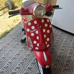 Minnie Mouse Electric Scooter 