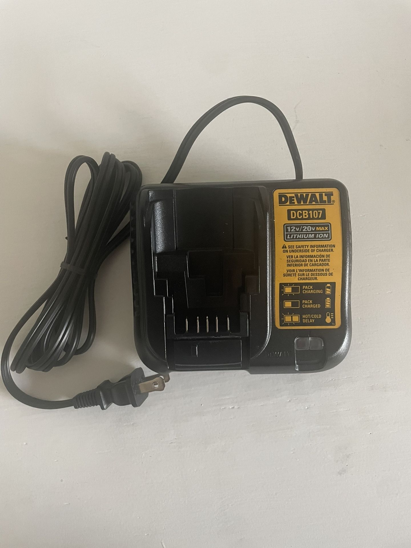 Dewalt 12v/20v Lithium Ion Battery Charger