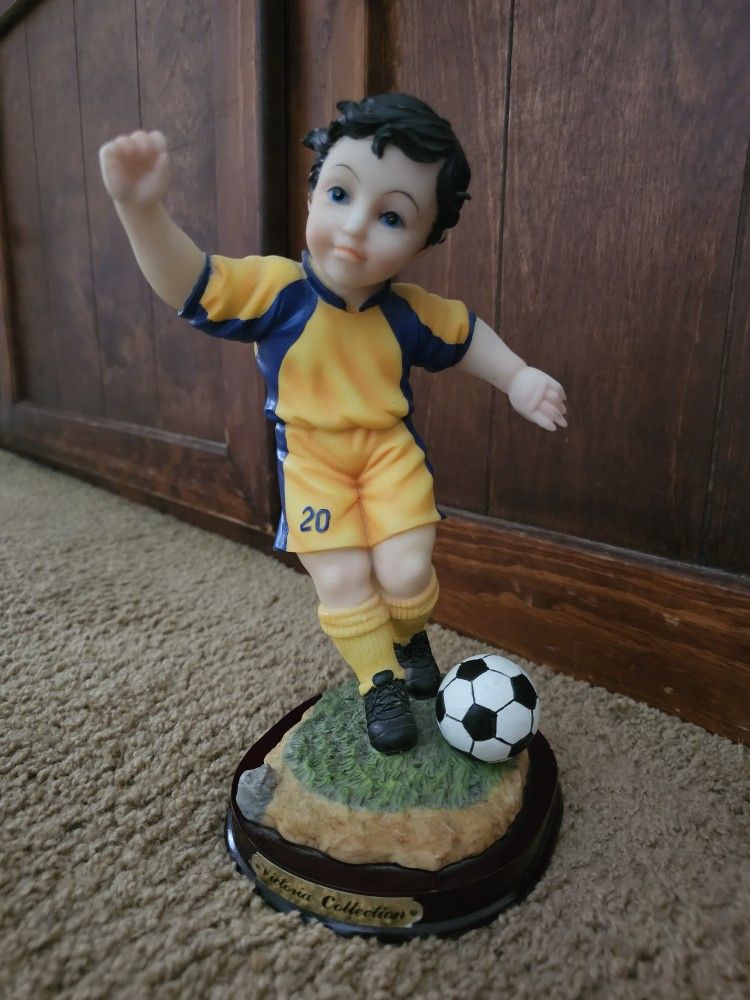 Victoria Collection Soccer Statue