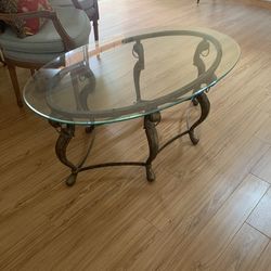 Glass coffee table and side table