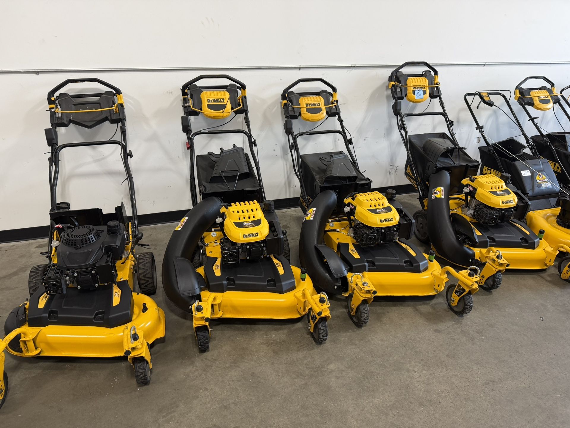 Dewalt Lawnmower 28 Inch