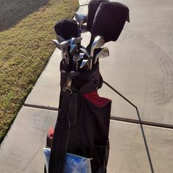 Woman's Left-hand Complete Set Wilson Golf Clubs