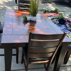 Dinning Table