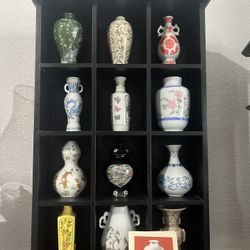 Little Vases 