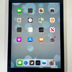 🍎 iPad Air 32GB 9.7” Fully Functional -Hairline Scratch