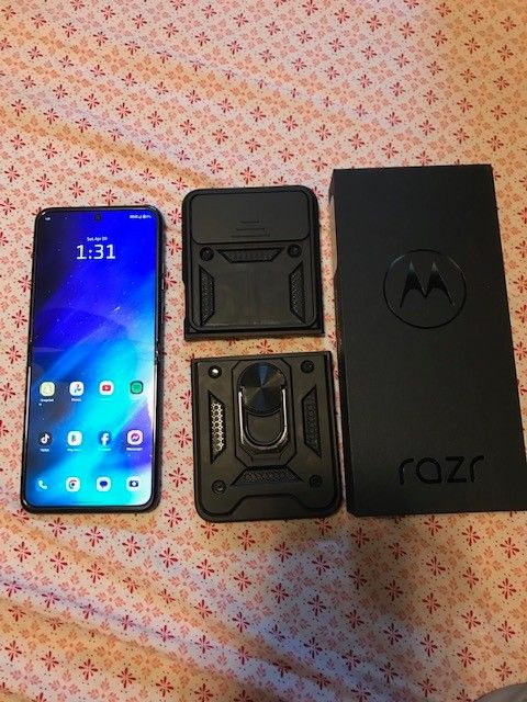 Motorola RAZR 2023 Metro Pcs