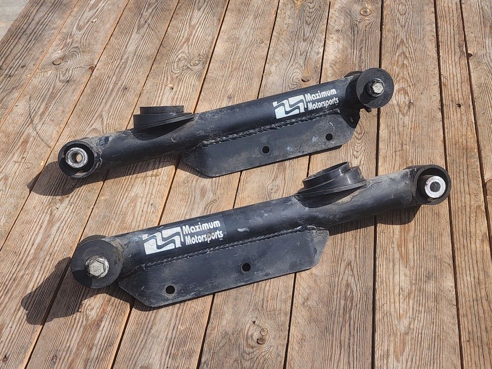 Maximum Motorsports LOWER CONTROL ARMS 79-04 MUSTANGS