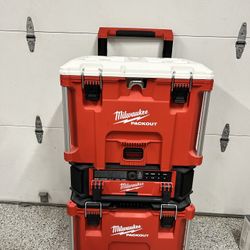 Milwaukee pack out Set