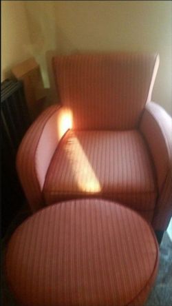 Confidante chair and foot rest set