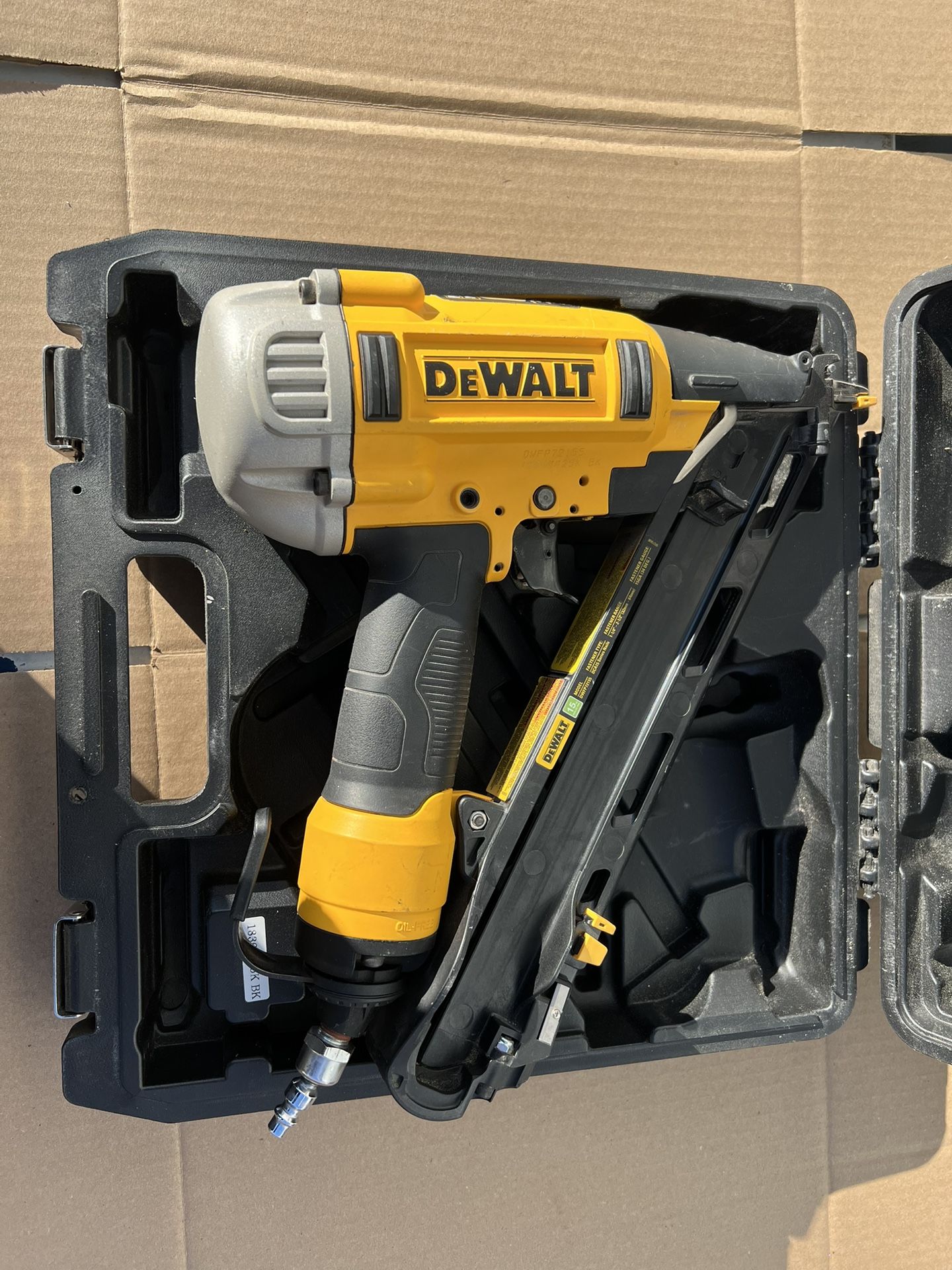 Dewalt Nailer