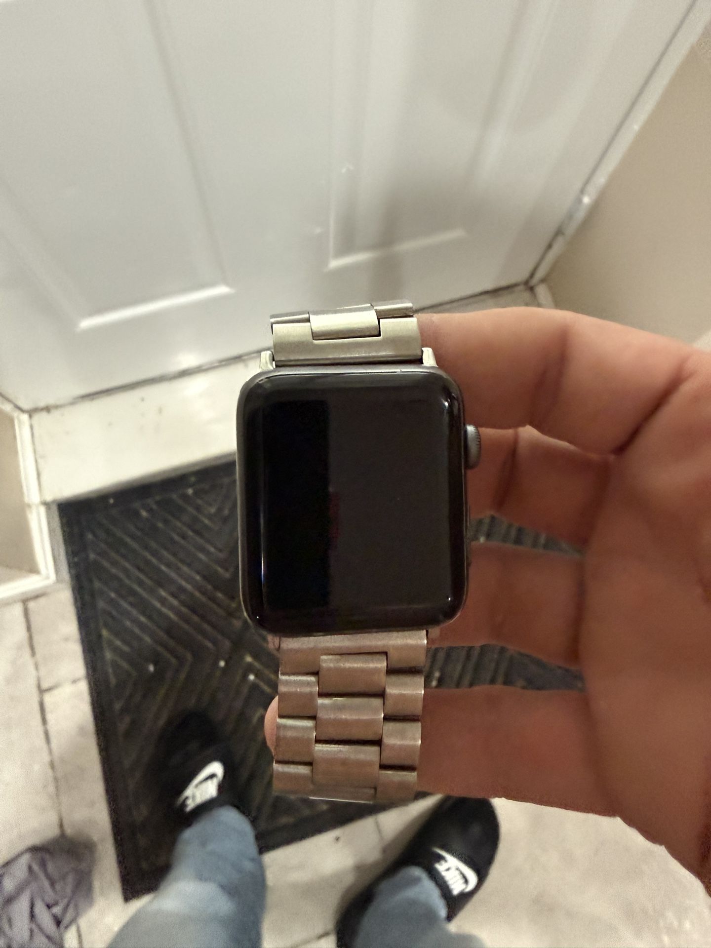 Apple Watch ( Series 2) 